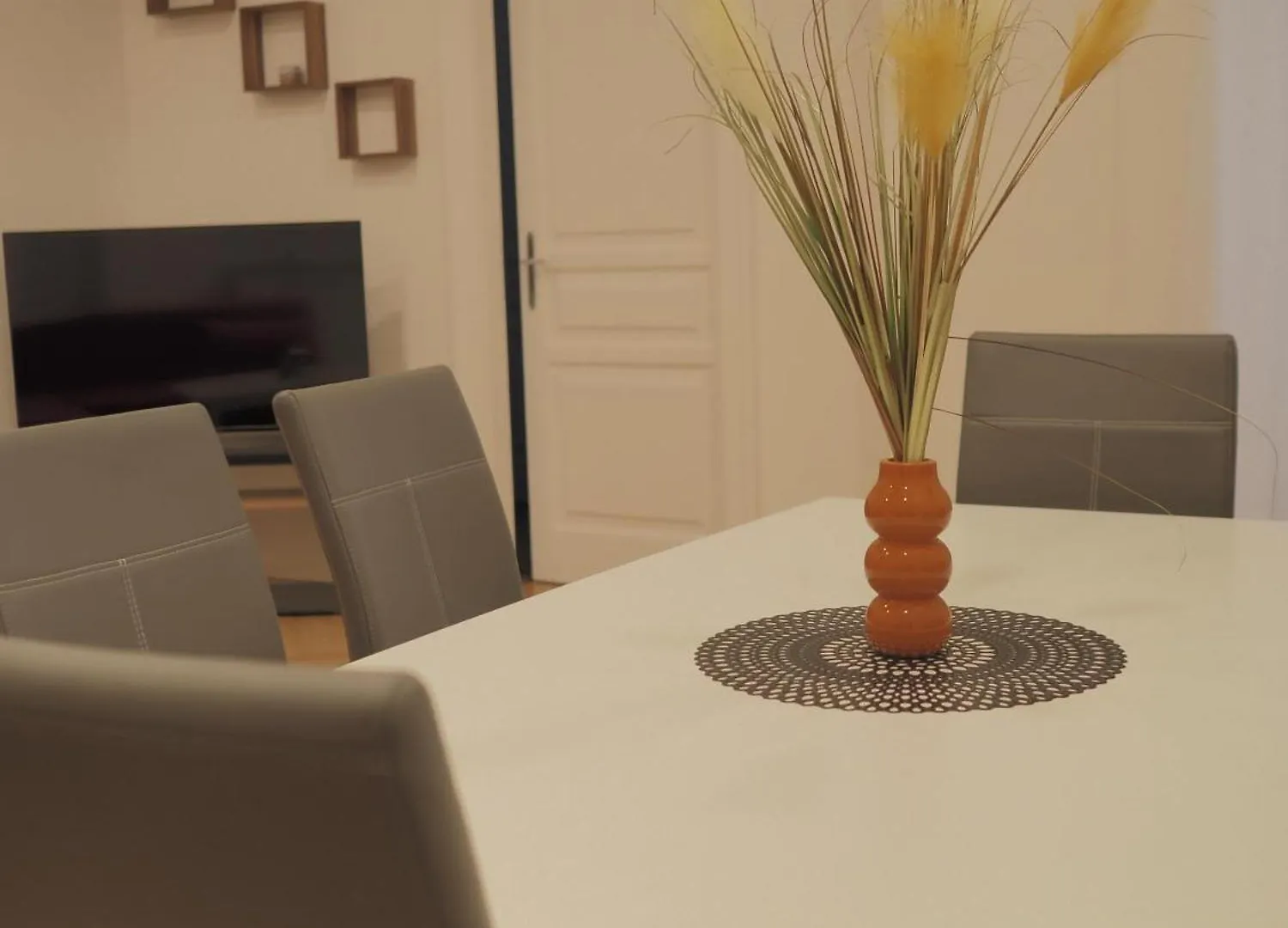 Home Sweet Home - Vienna Central Apartment