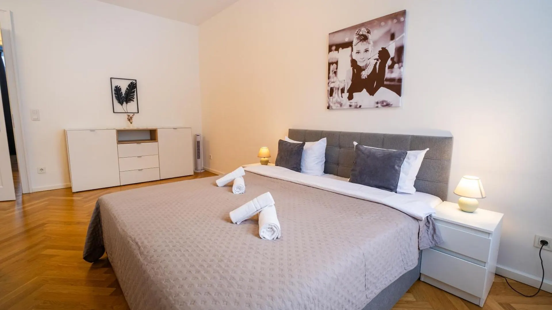 Apartment Home Sweet Home - Vienna Central
